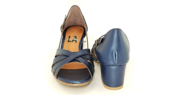 Peep Toe em couro marinho - La Vile